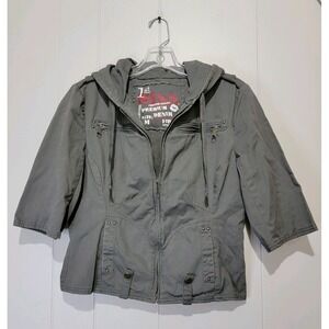 Women's Short Sleeve‎ Gray Jacket With Hood Size Medium NWOT